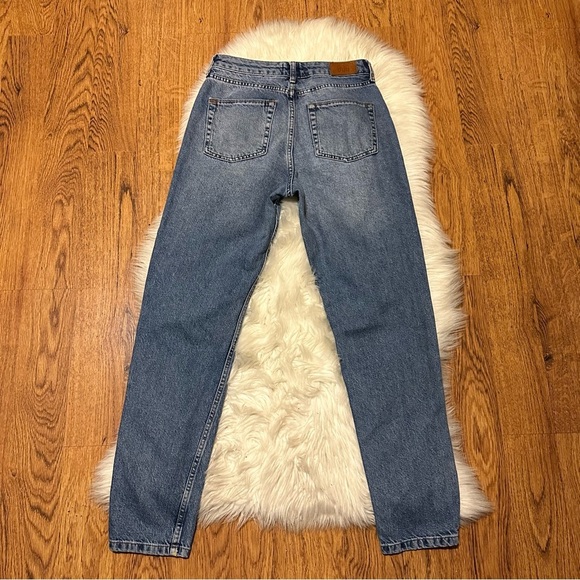 BDG Jeans - Picture 3 of 12